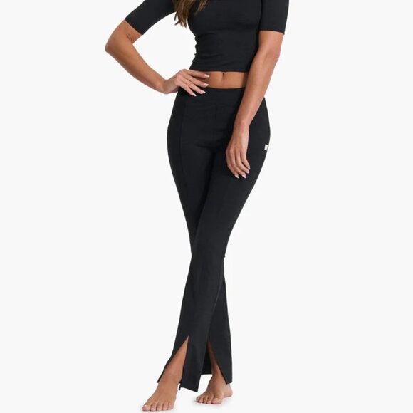 Vuori Lux Rib Split Bootcut Women's Rib Pants Black Small - Picture 2 of 7